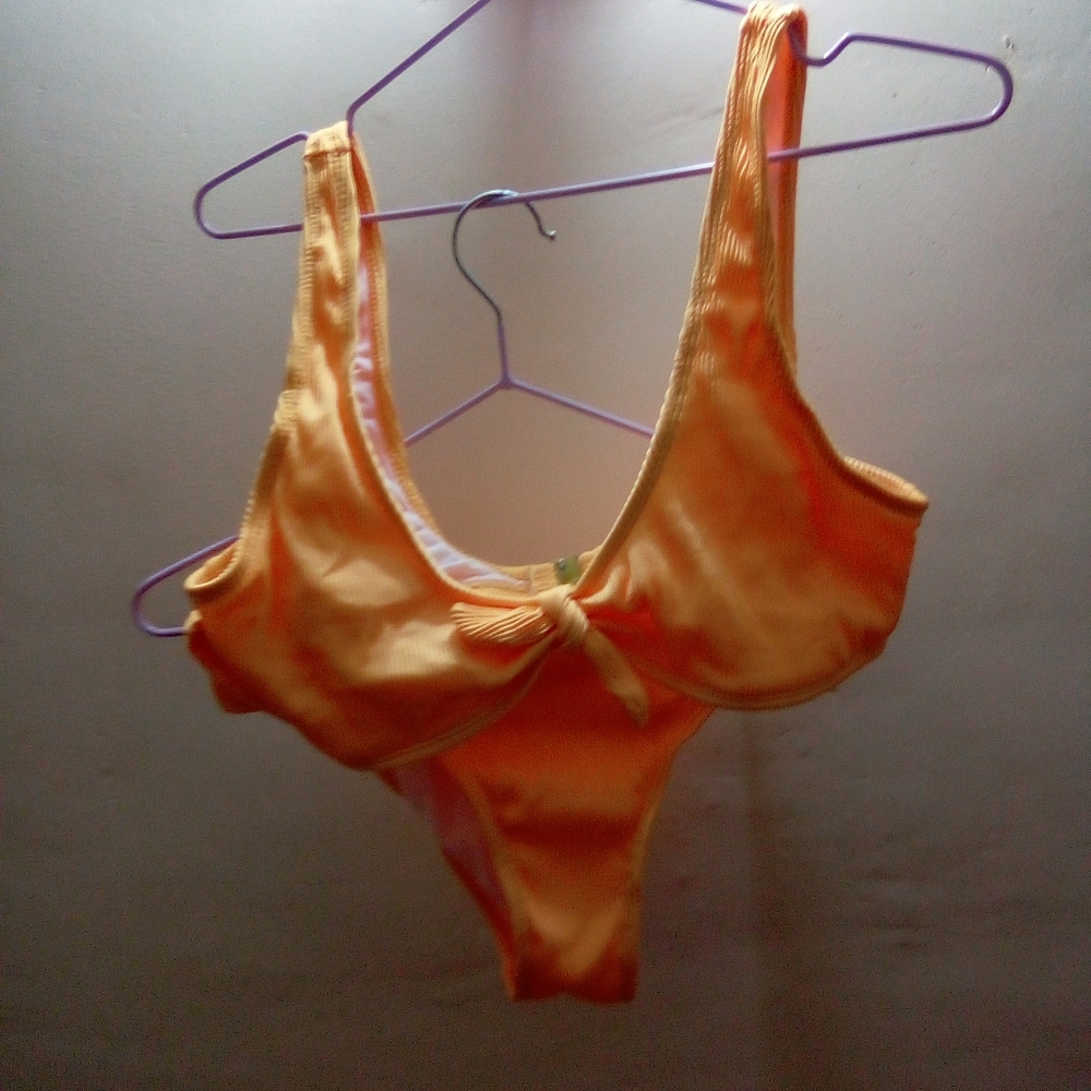Bathing suit set